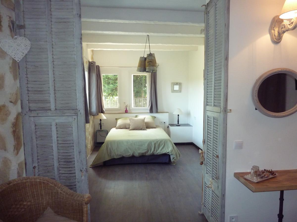 Bed and Breakfast Au Pied Des Baous Ванс Екстер'єр фото